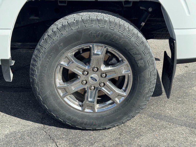 Used 2022 Ford F150 Lariat w/ Equipment Group 502A High AWD/4WD image 7