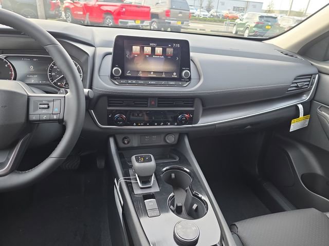 New 2026 Nissan Rogue Dark Armor image 21