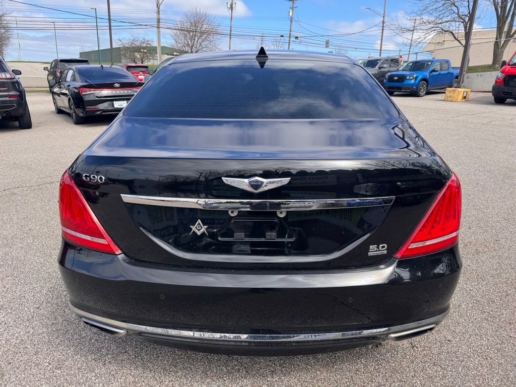 Used 2017 Genesis G90 5.0 Ultimate image 4