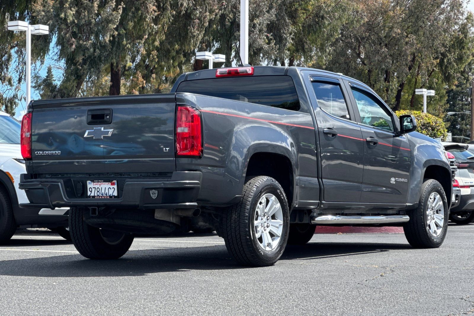 Used 2016 Chevrolet Colorado LT image 5