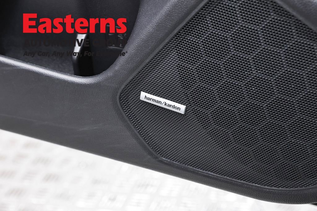 Used 2016 Subaru Outback 3.6R Limited image 23