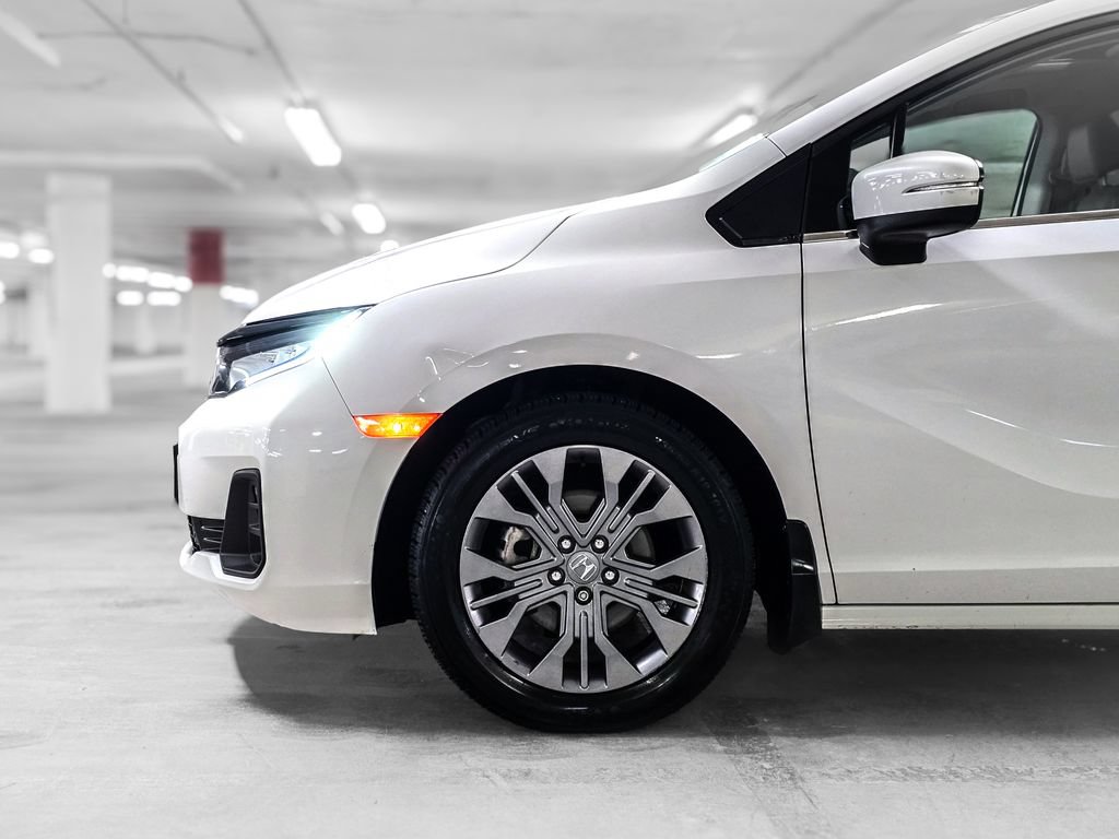 Used 2025 Honda Odyssey Touring image 14