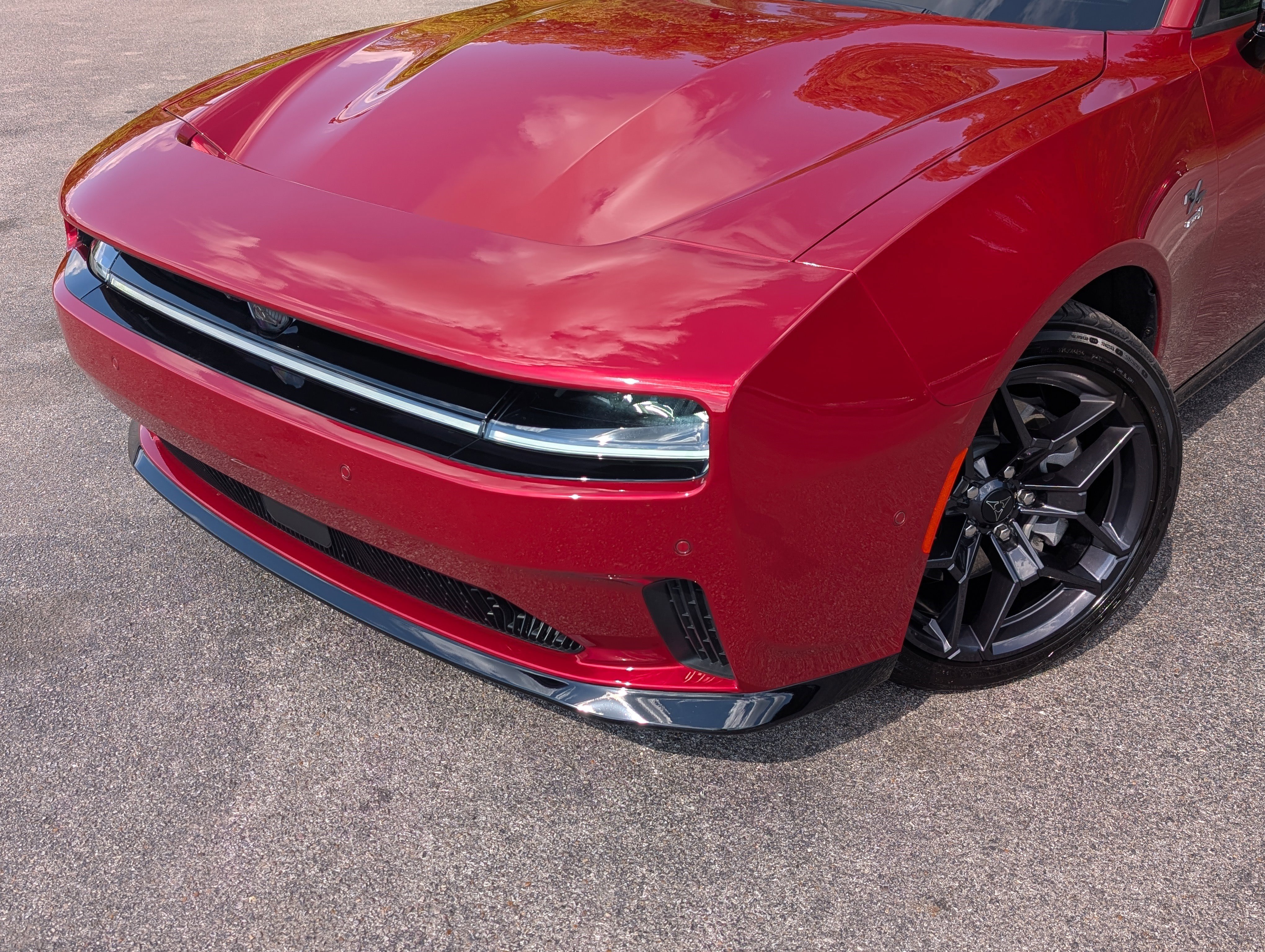 Used 2024 Dodge Charger Daytona R/T w/ Plus Group AWD/4WD image 13