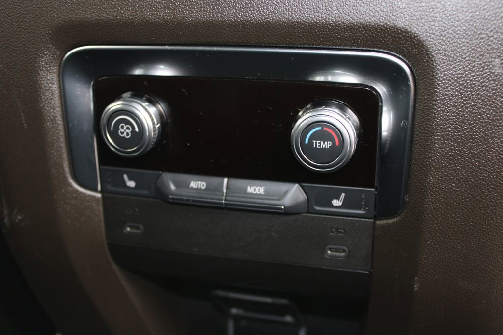 Used 2025 GMC Yukon Denali image 38