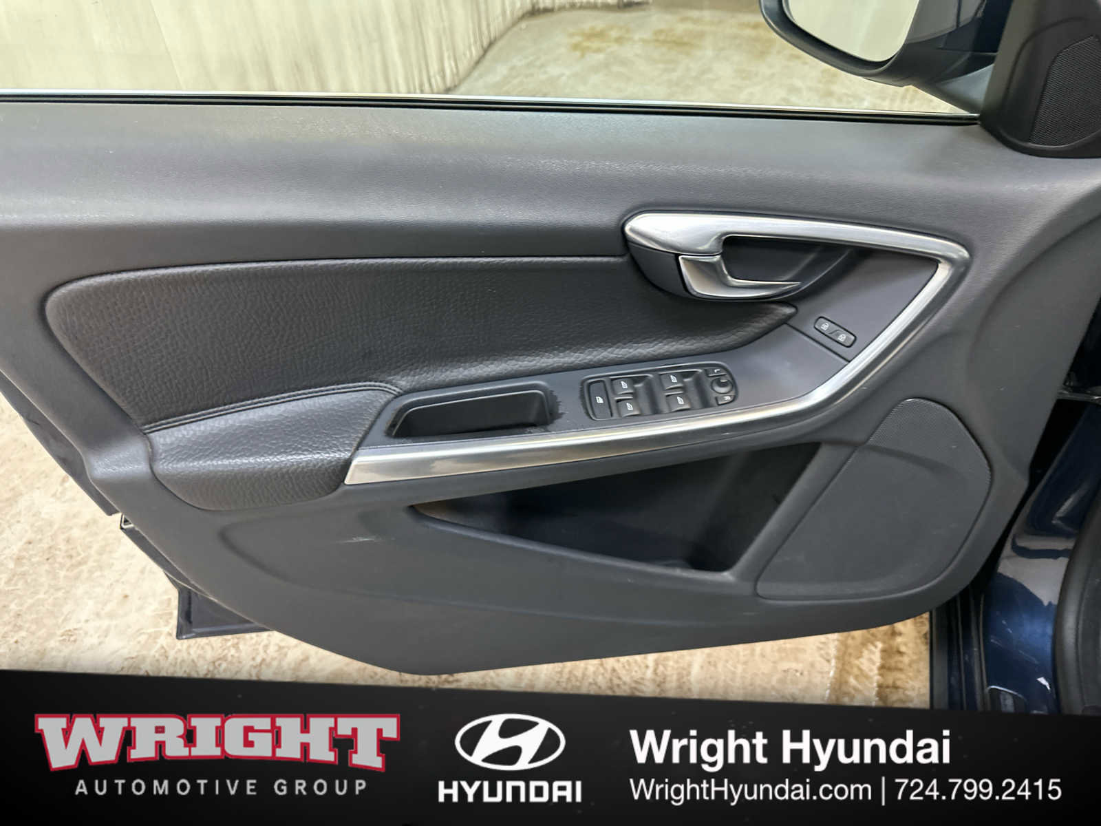 Used 2012 Volvo S60 T5 image 9