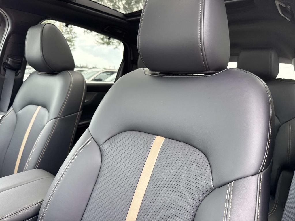 New 2026 MAZDA CX-90 Plug-In Hybrid w/ Premium Plus AWD/4WD image 26