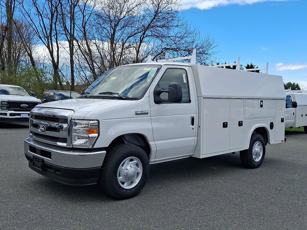 New 2026 Ford E-350 and Econoline 350 Super Duty w/ Power Equipment Group image 2
