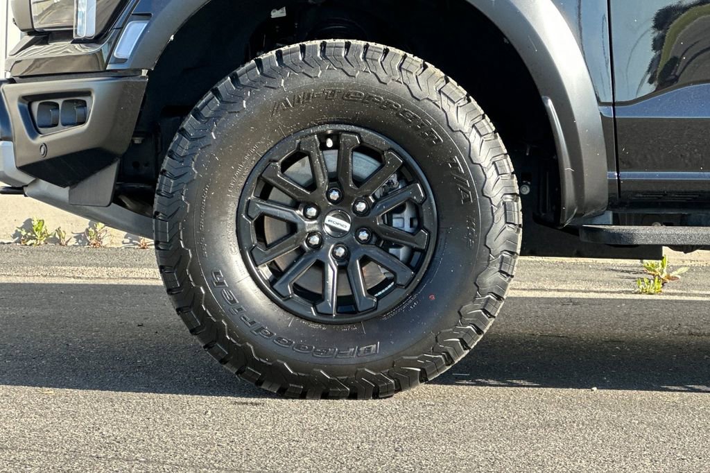 Used 2025 Ford F150 Raptor AWD/4WD image 27
