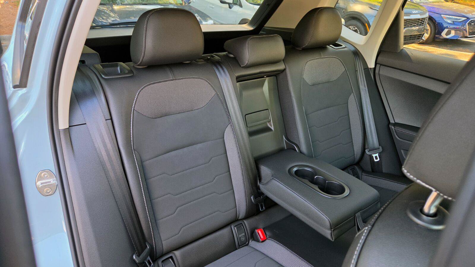 New 2027 Volkswagen Taos SE FWD image 56