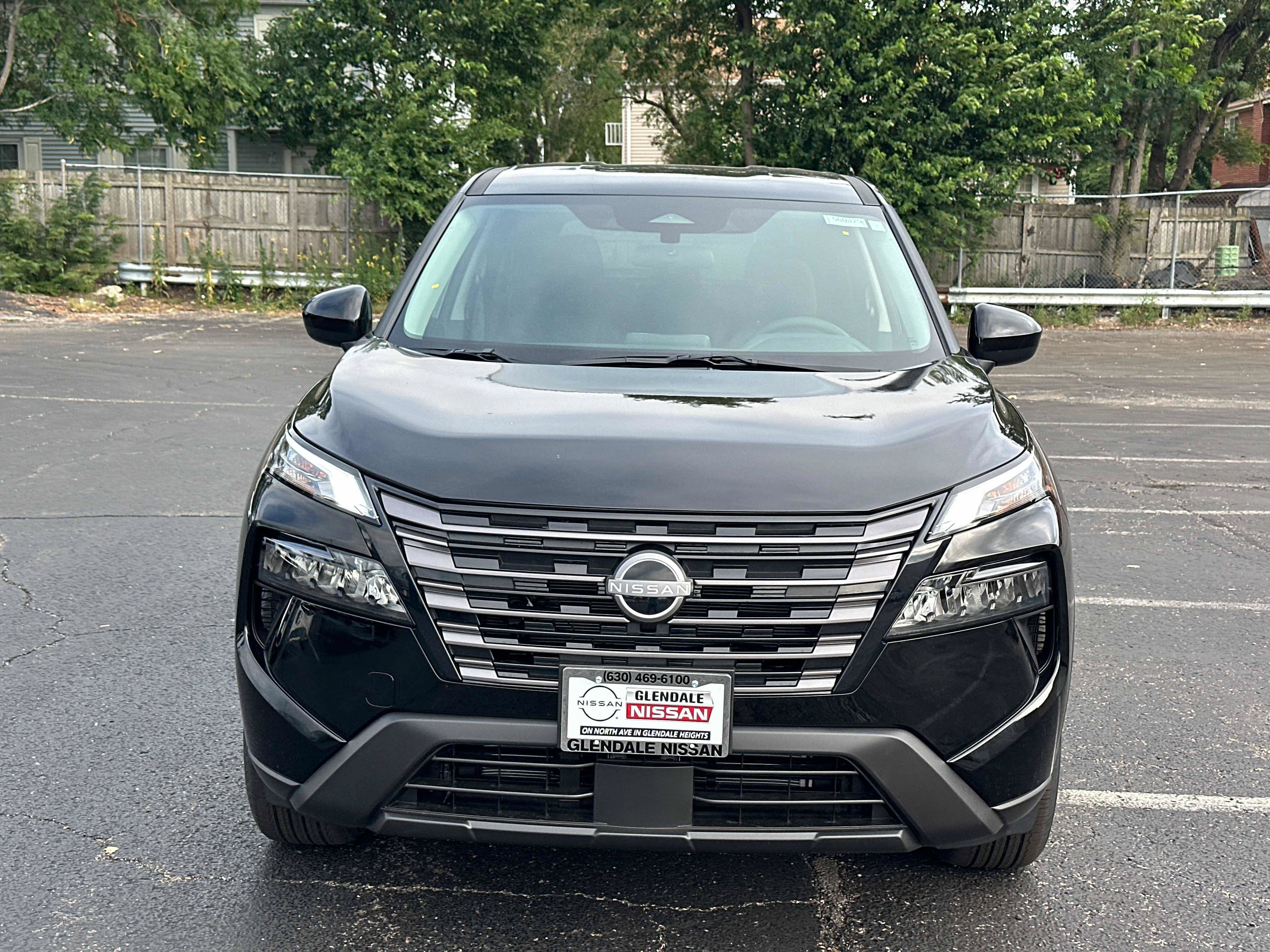 New 2026 Nissan Rogue SV w/ Cold Weather Package AWD/4WD image 2