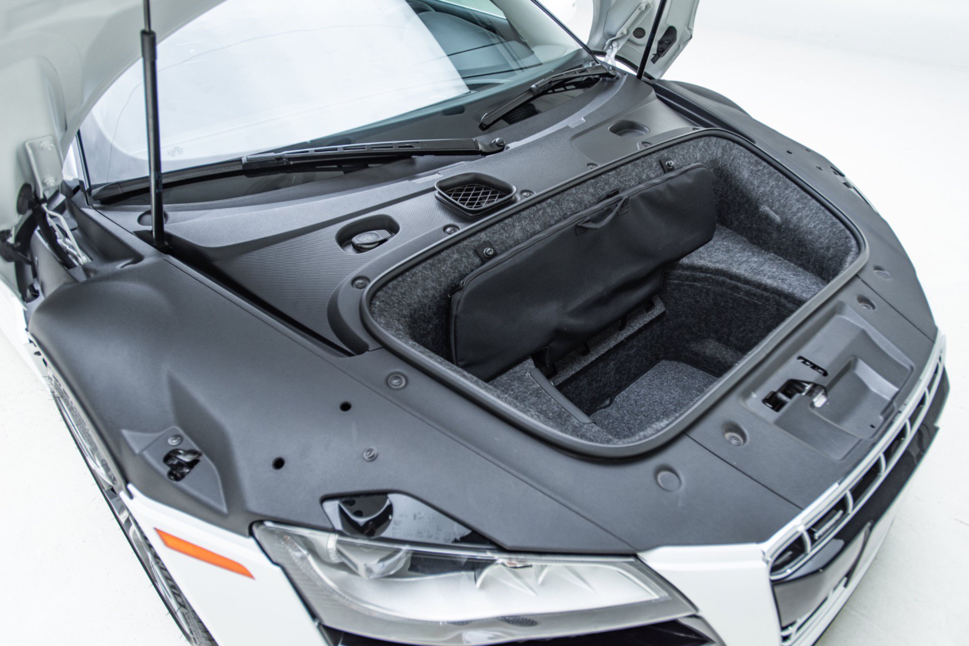 Used 2012 Audi R8 V10 AWD/4WD image 78