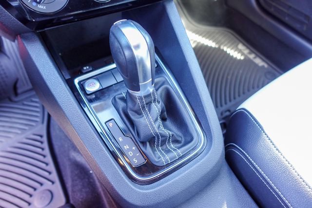 Used 2016 Volkswagen Jetta Sport w/ Lighting Package image 20