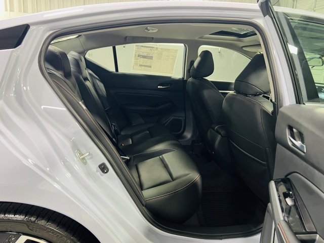 New 2025 Nissan Altima 2.5 SR w/ SR Premium Package image 29