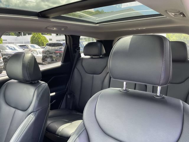 Used 2023 Hyundai Santa Fe SEL Premium AWD/4WD image 19