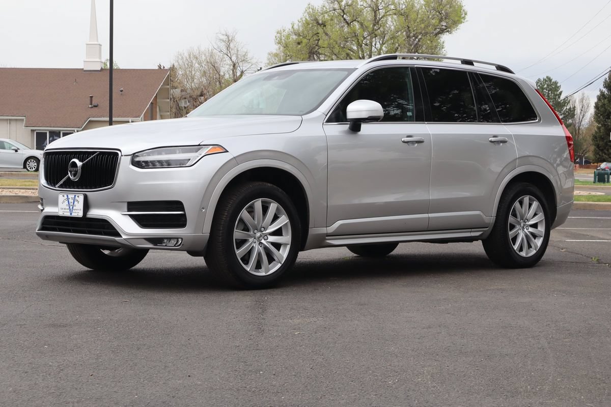 Used 2018 Volvo XC90 T6 Momentum w/ Convenience Package AWD/4WD image 11