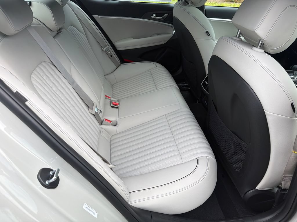 New 2026 Genesis G70 3.3T Sport Prestige RWD image 17
