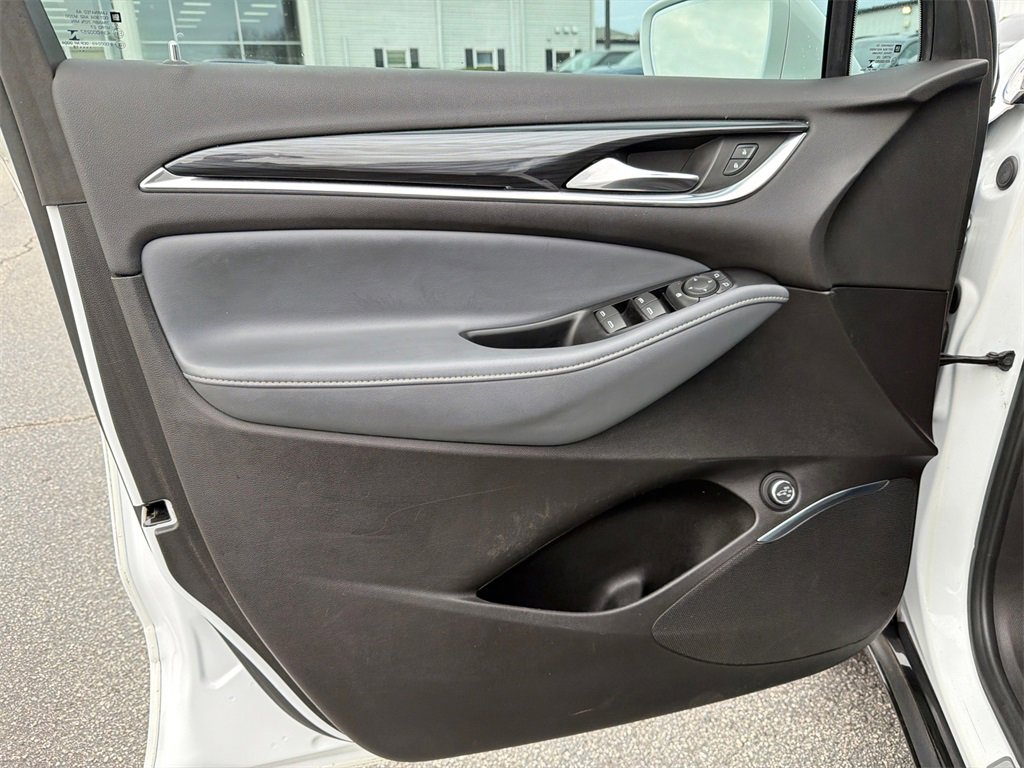 Used 2019 Buick Enclave Preferred image 10