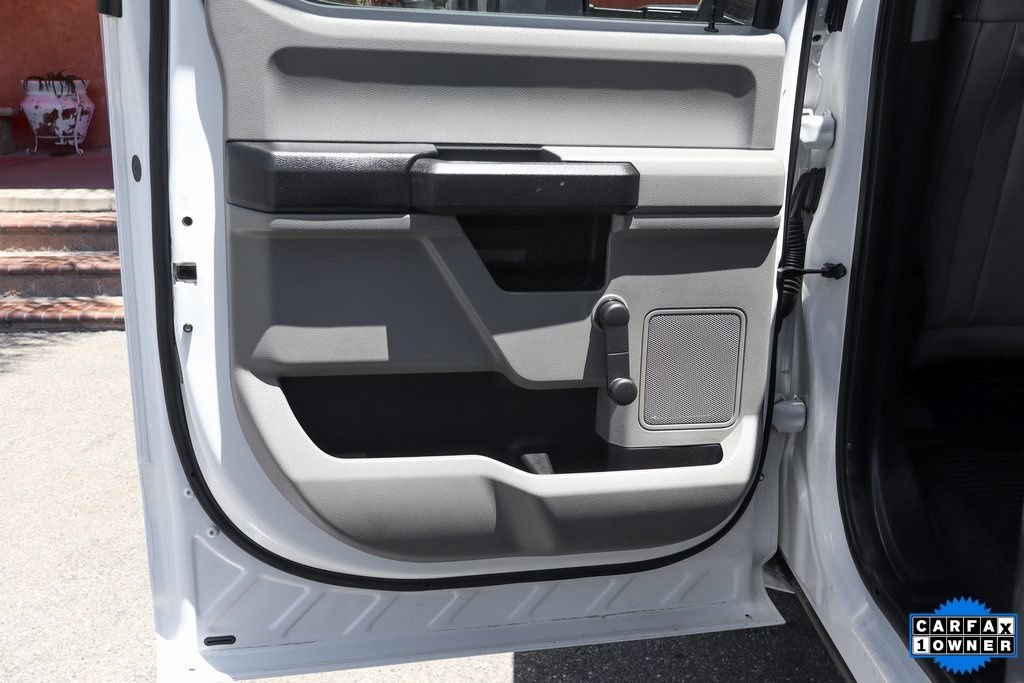 Used 2017 Ford F550 2WD Crew Cab Super Duty image 28