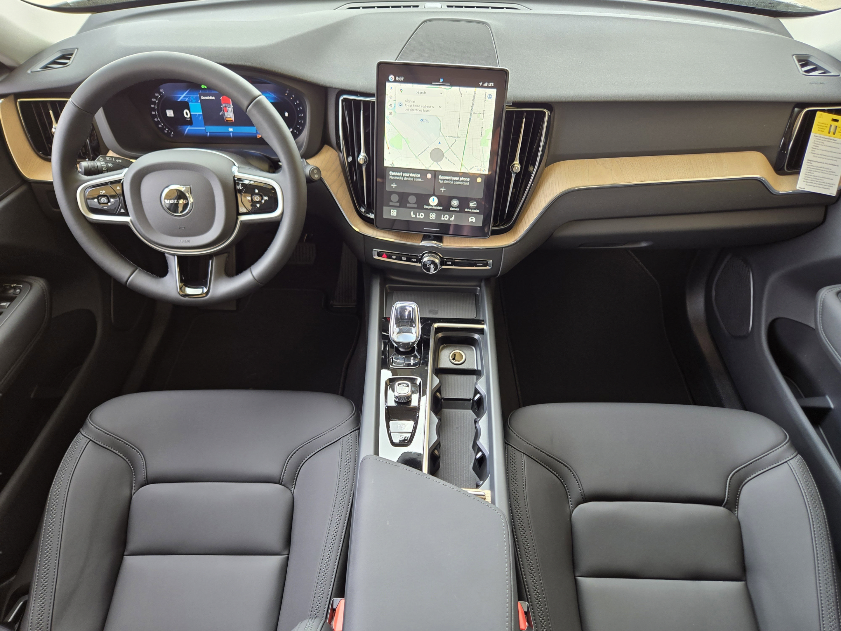 New 2026 Volvo XC60 B5 Core AWD/4WD image 21