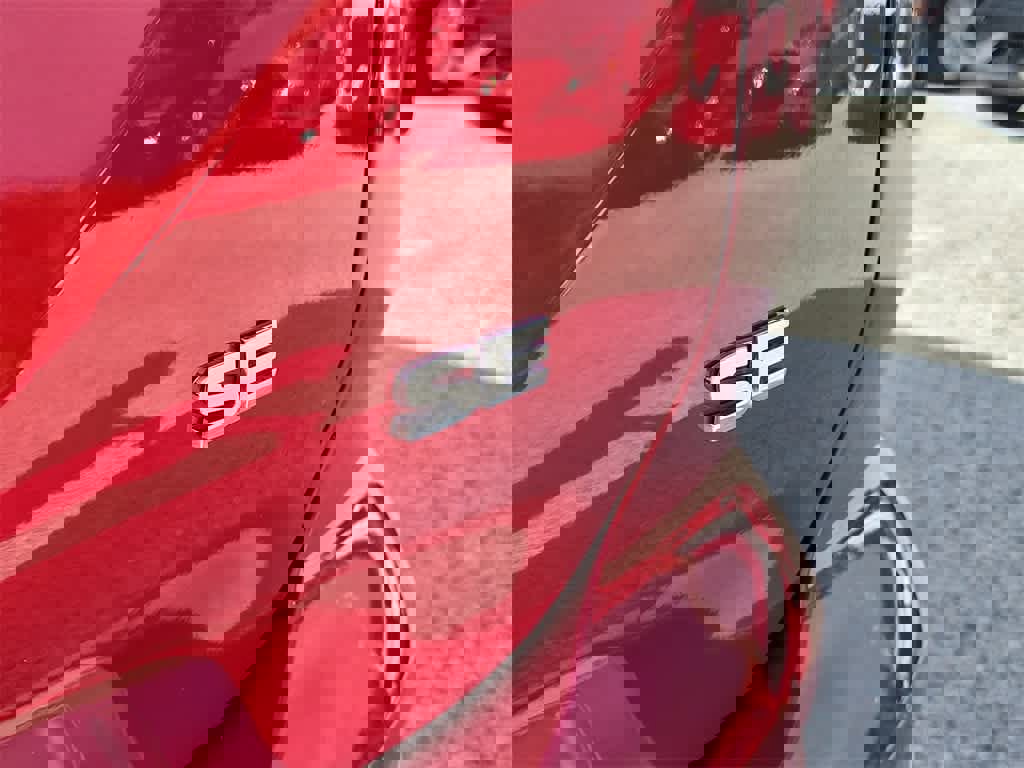 Used 2024 Mitsubishi Outlander SE image 6