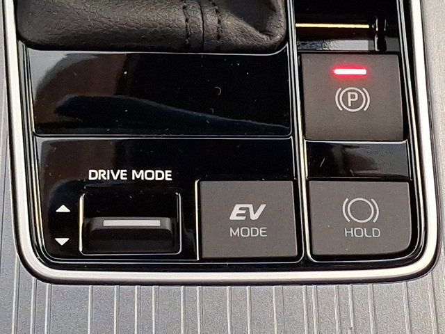 Used 2026 Toyota Sienna XLE image 26