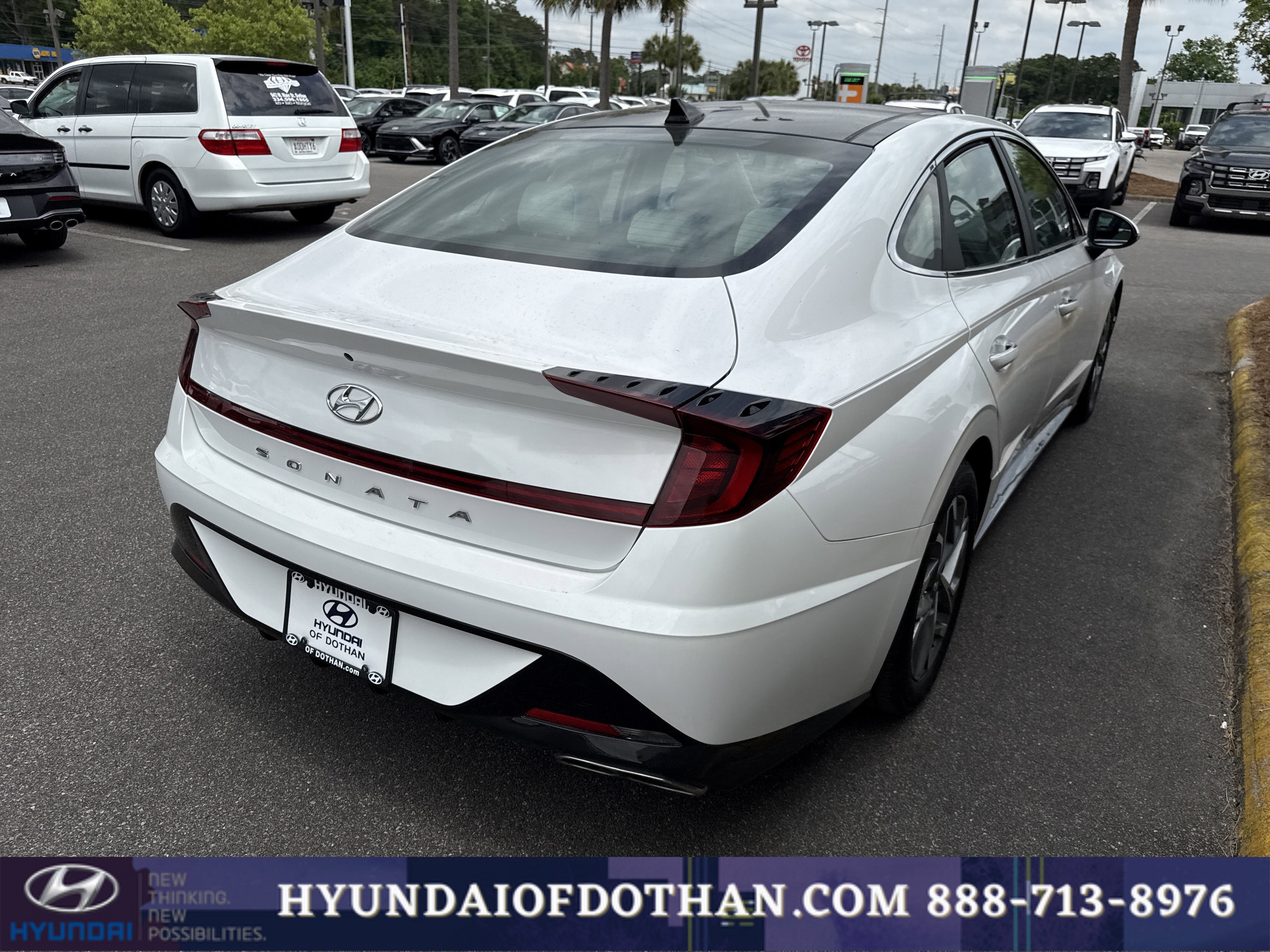 Certified 2023 Hyundai Sonata SEL w/ Convenience Package FWD image 4