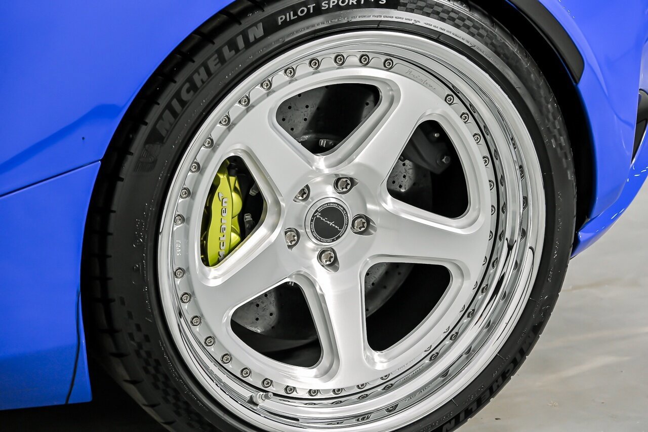 Used 2024 McLaren 750S Spider RWD image 15