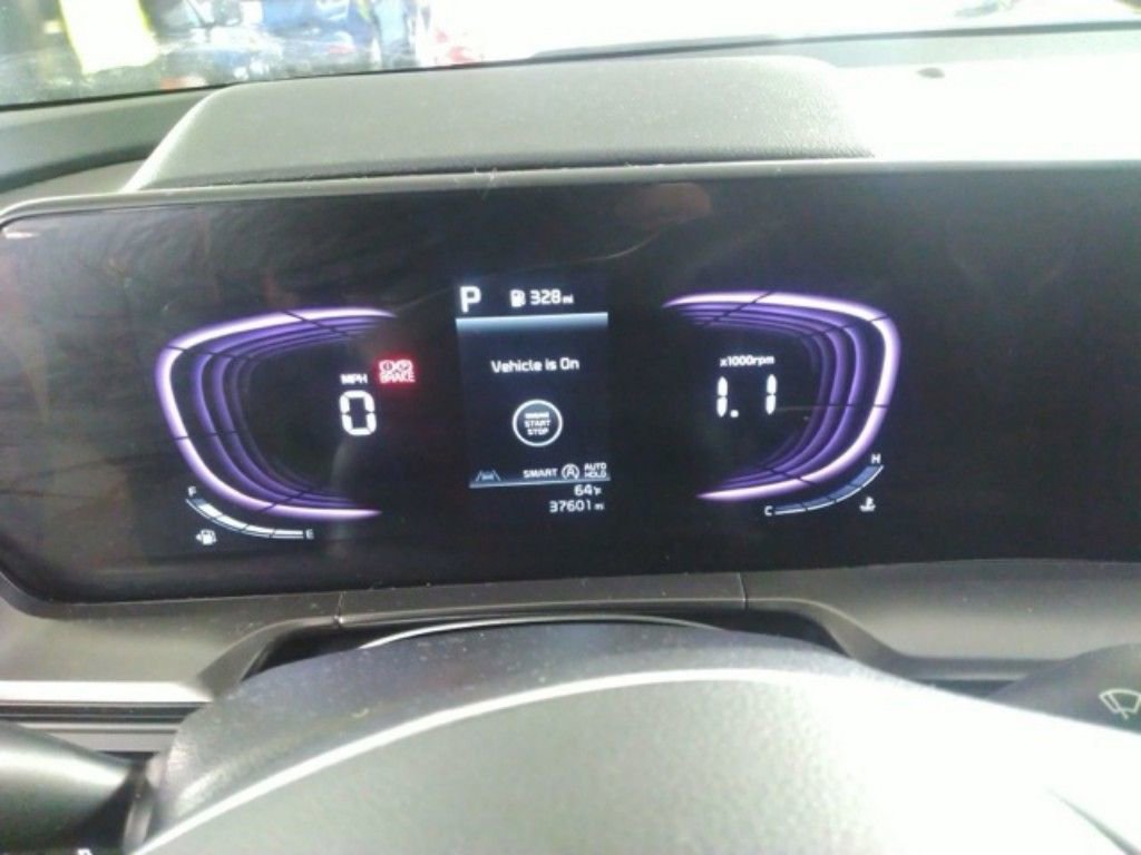 Used 2025 Kia Telluride S image 17