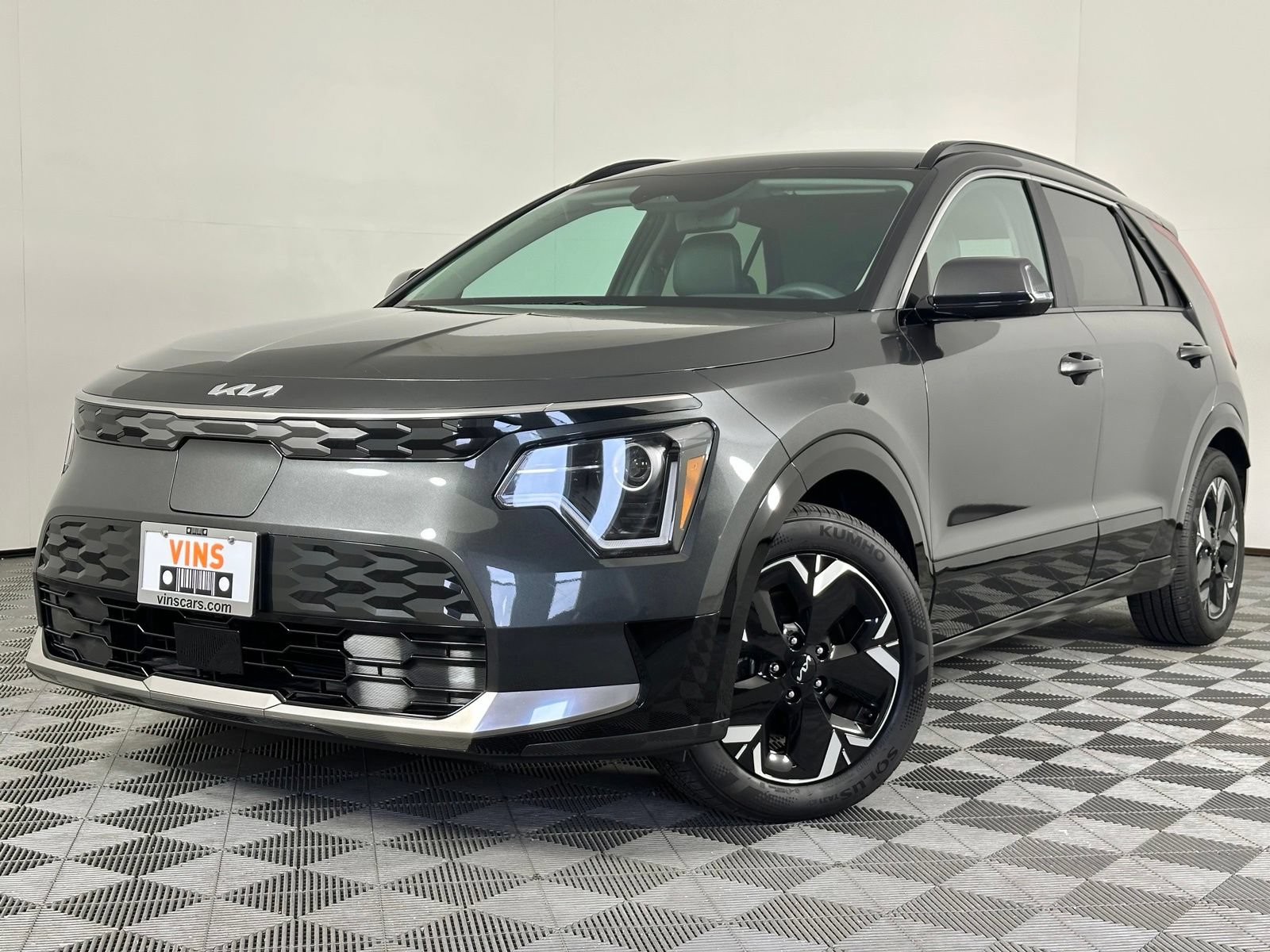 Used 2025 Kia Niro Wind w/ Wind Preserve Package FWD image 40