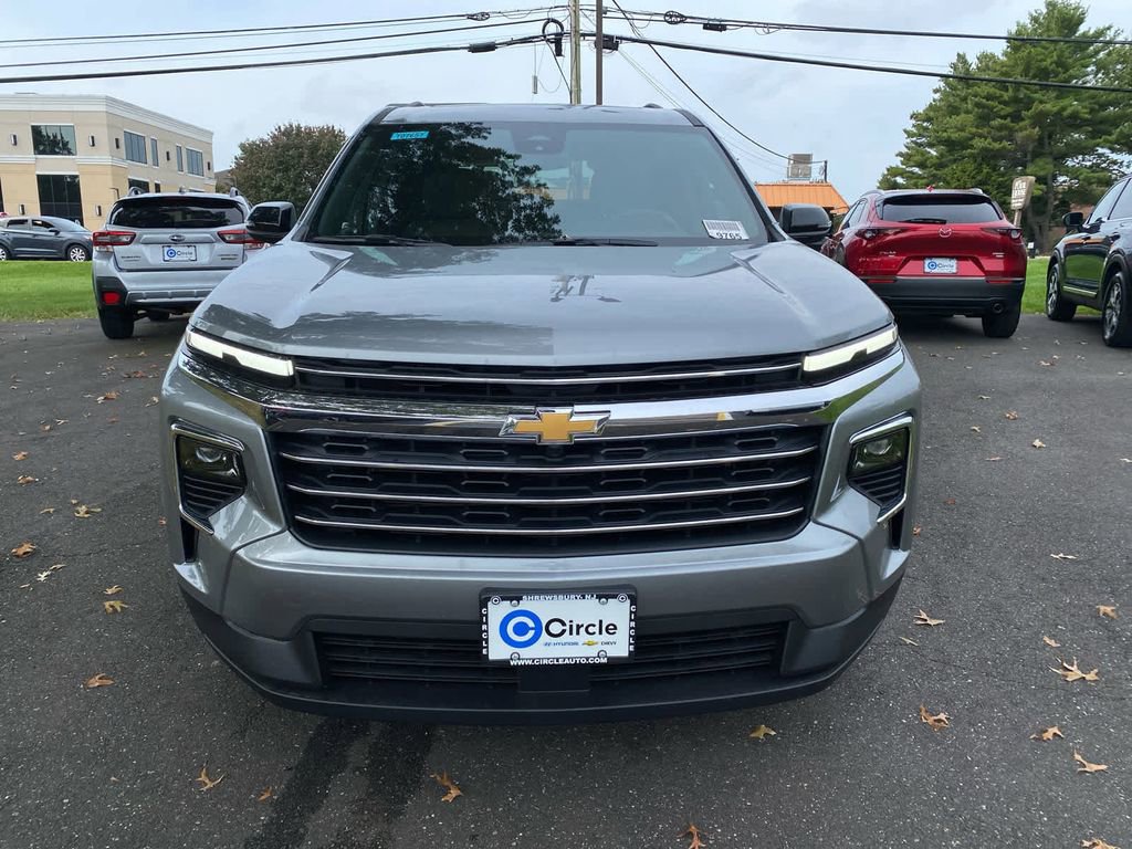 New 2025 Chevrolet Traverse LT w/ Sun and Wheel Package image 3