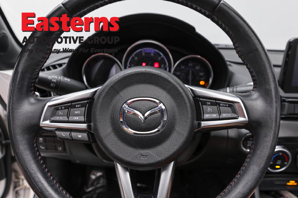 Used 2018 MAZDA MX-5 Miata Grand Touring RWD image 11