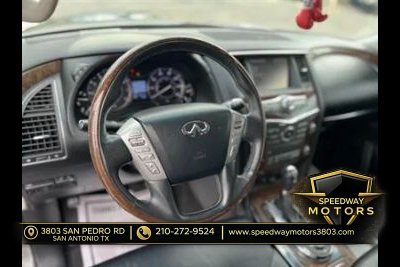 Used 2017 INFINITI QX80 2WD w/ Driver Assistance Package image 10
