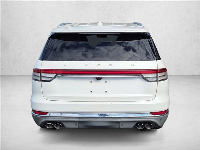 Used 2020 Lincoln Aviator Reserve w/ Class IV Trailer Tow Package RWD image 7