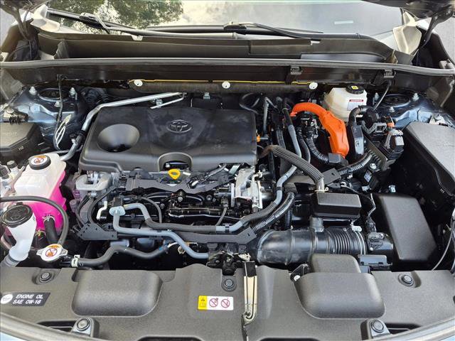 Certified 2021 Toyota Venza LE w/ Carpet Mat Package (TMS) AWD/4WD image 21