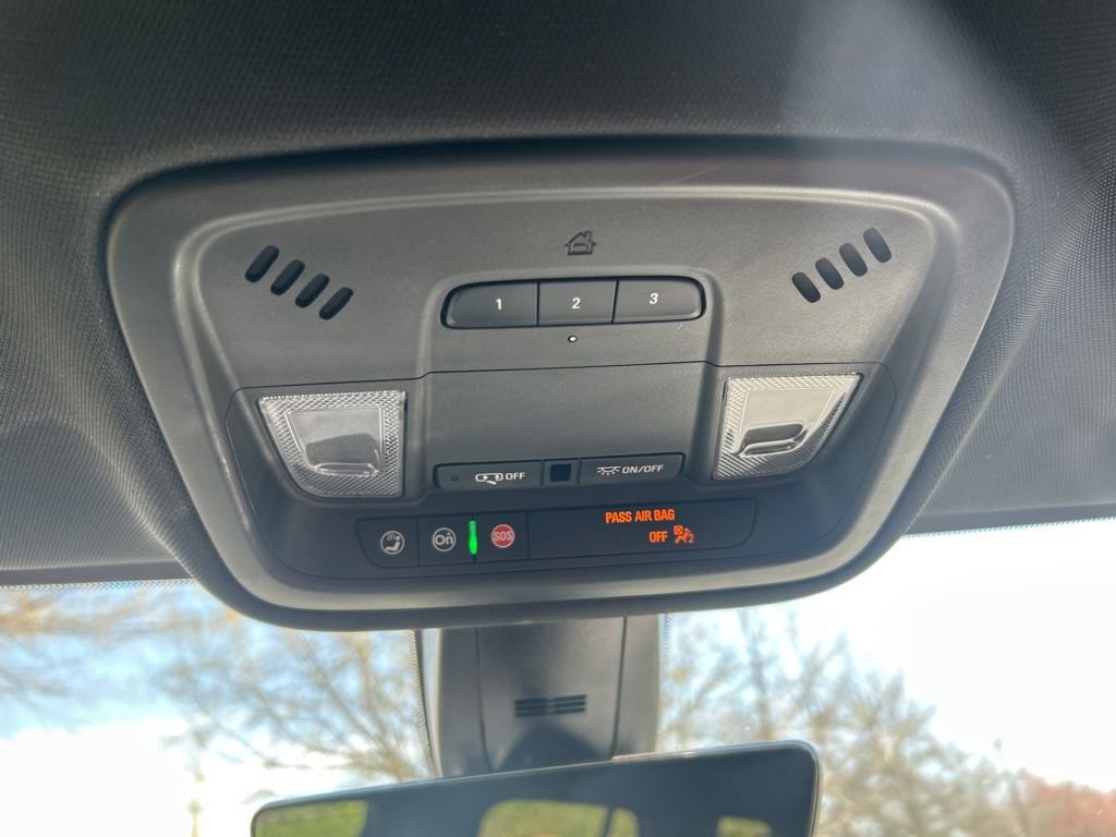 Certified 2023 Chevrolet Traverse Premier image 21