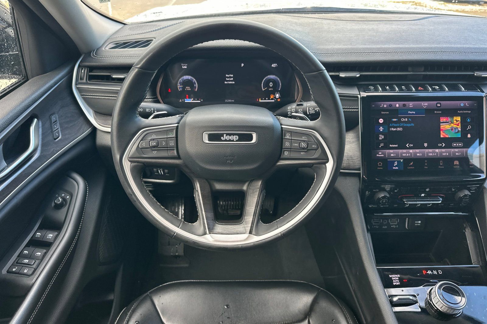 Used 2023 Jeep Grand Cherokee L Limited image 14