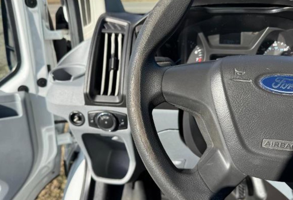 Used 2018 Ford Transit 150 148 Medium Roof image 8
