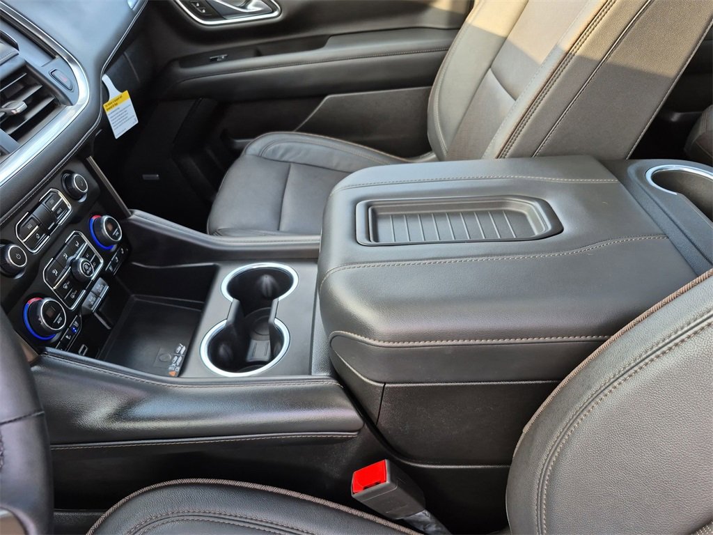 Used 2023 Chevrolet Tahoe High Country w/ Premium Package image 28