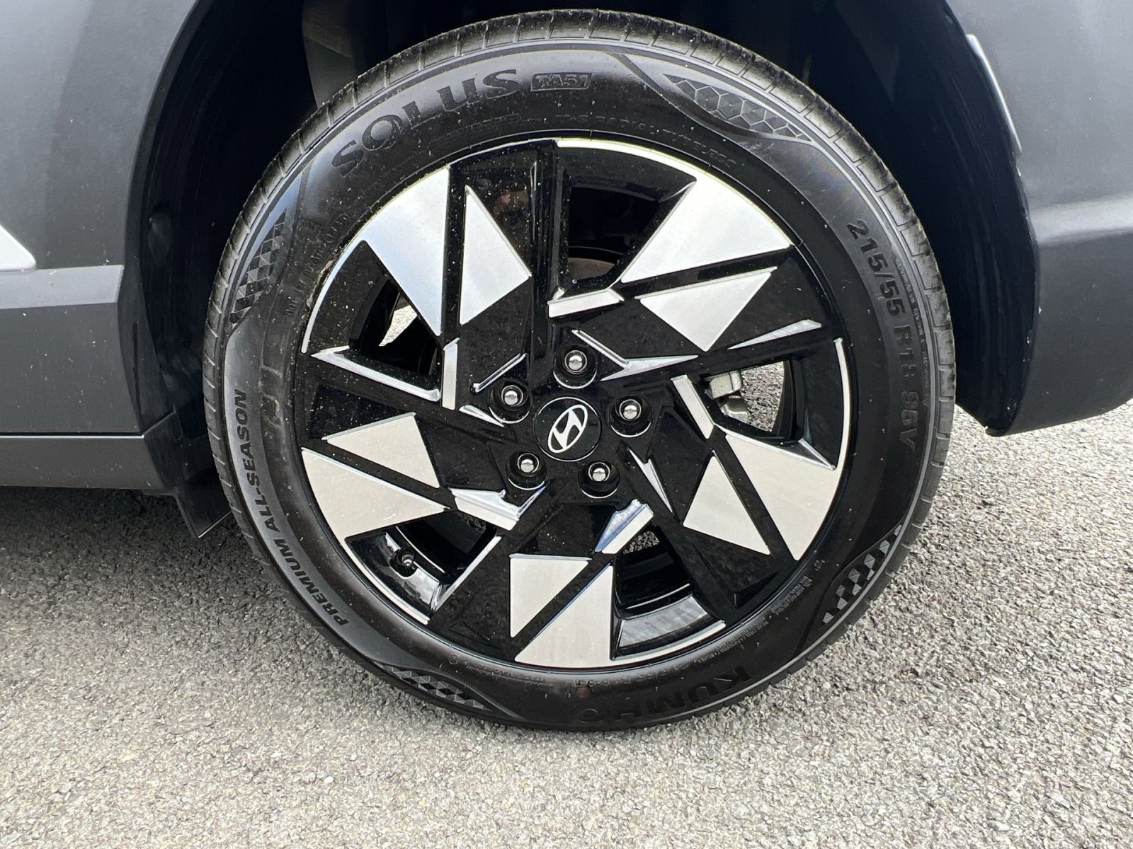 Used 2025 Hyundai Kona SEL FWD image 20