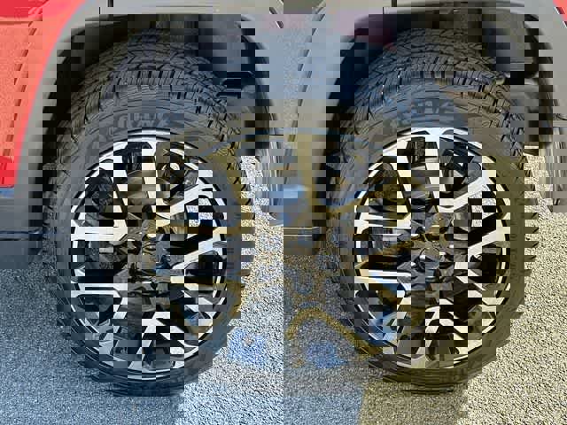 Used 2018 Jeep Compass Limited w/ Navigation Group image 5