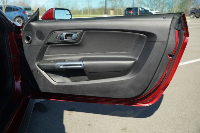 Used 2018 Ford Mustang Coupe w/ Equipment Group 101A image 17