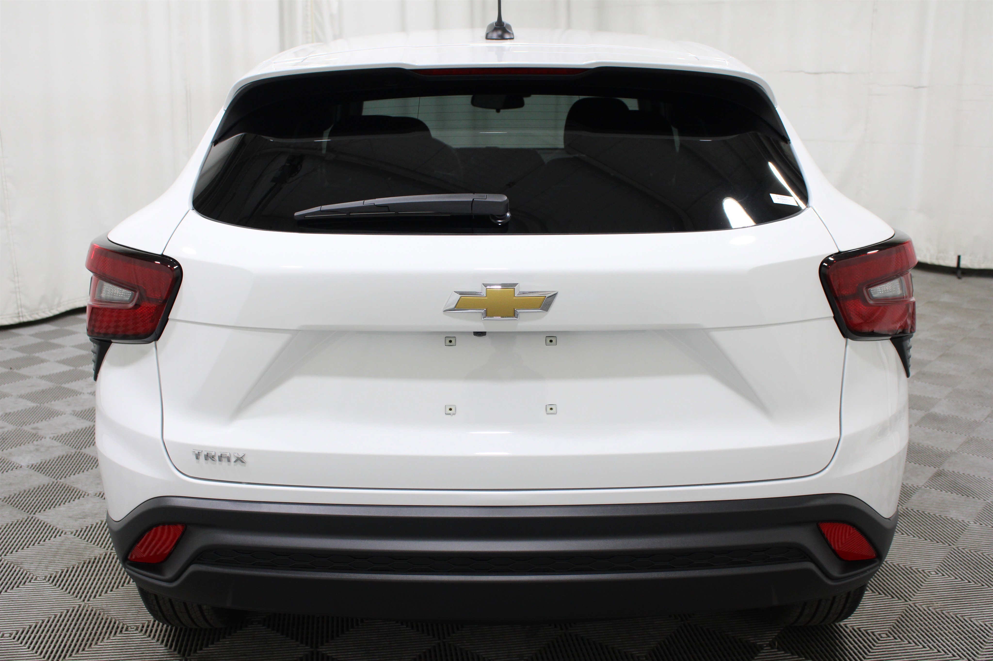 Used 2026 Chevrolet Trax LS FWD image 29