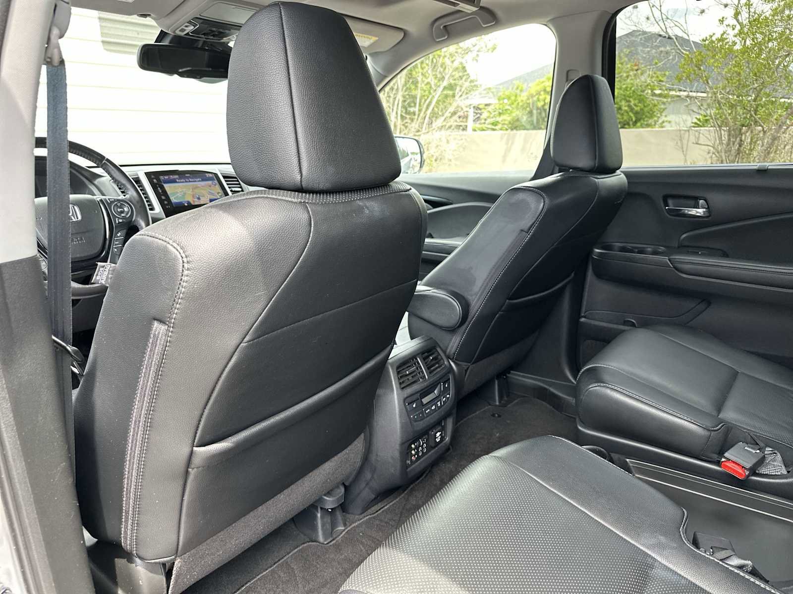 Used 2018 Honda Pilot Elite image 16