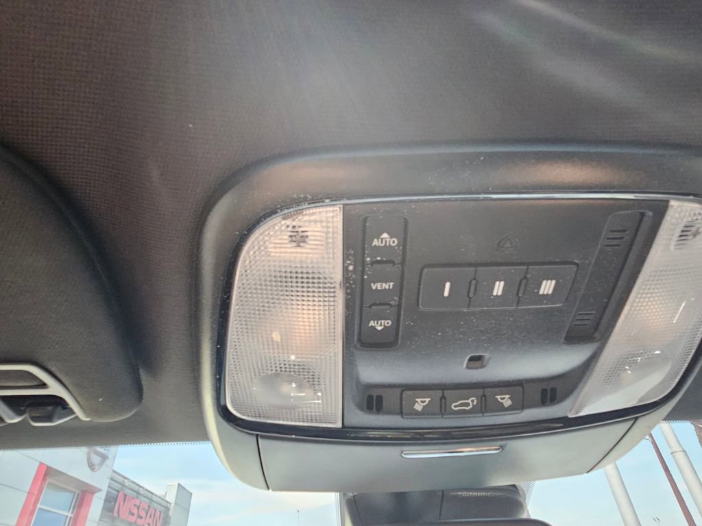 Used 2024 Dodge Durango GT AWD/4WD image 34