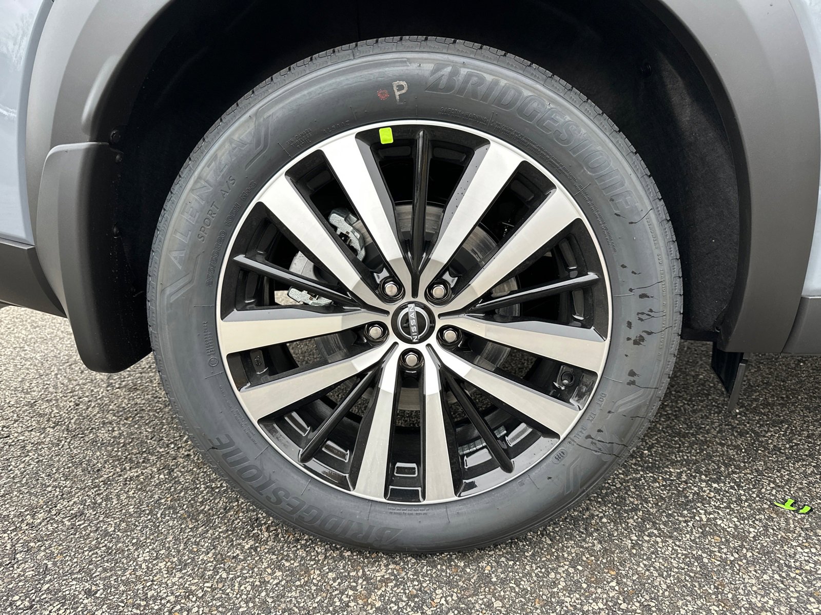 New 2025 Nissan Pathfinder Platinum image 18