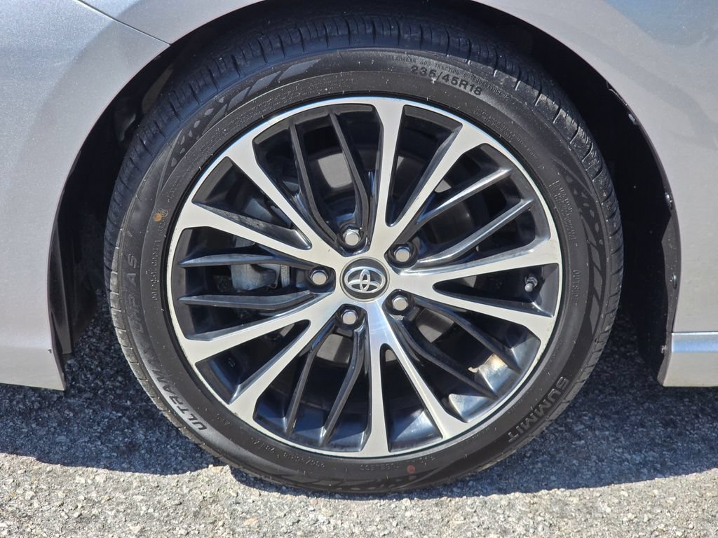 Used 2019 Toyota Camry SE FWD image 21