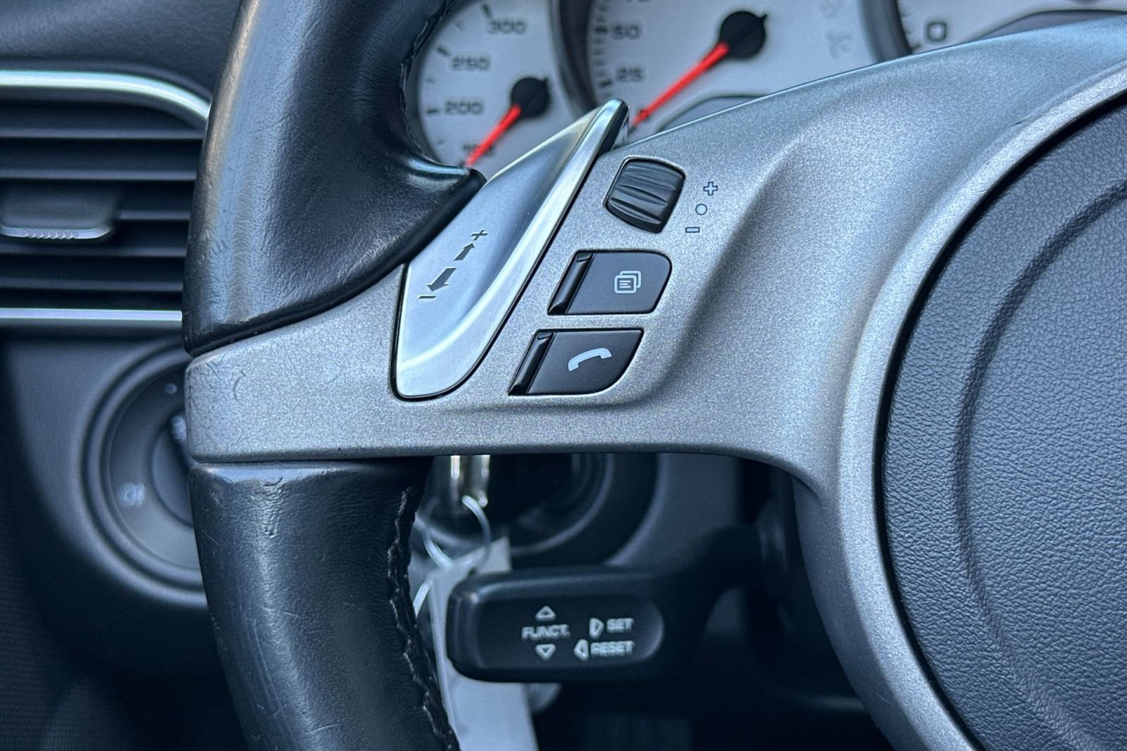 Used 2009 Porsche 911 Carrera S RWD image 29