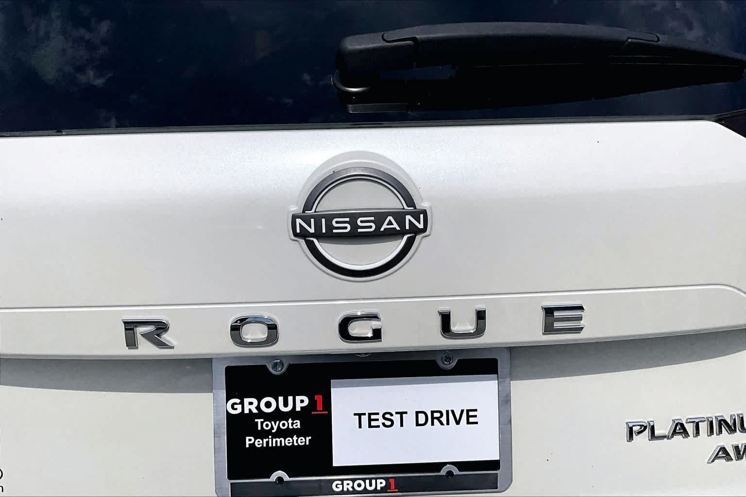 Used 2023 Nissan Rogue Platinum AWD/4WD image 29