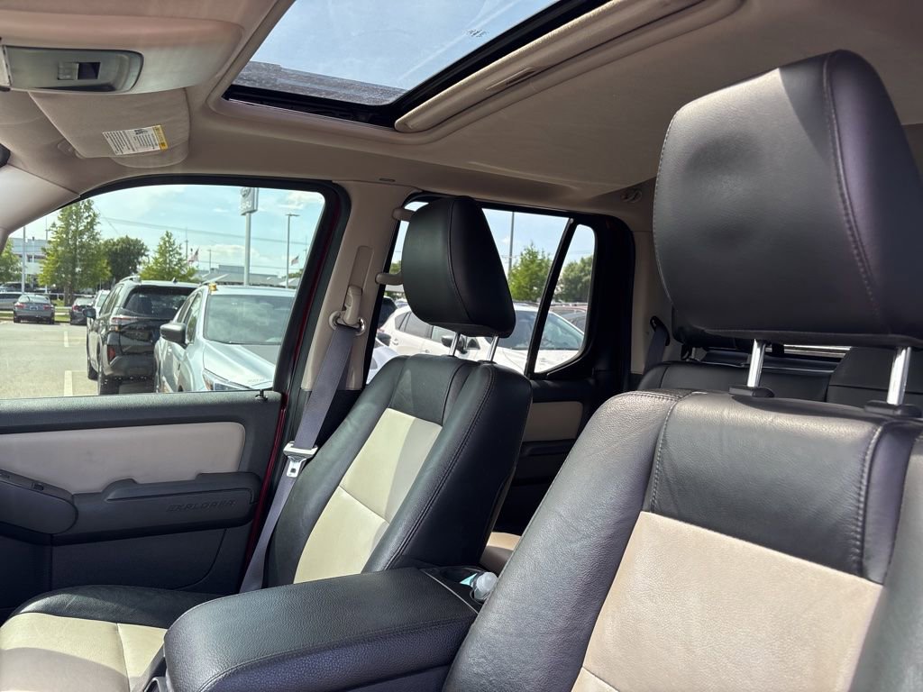 Used 2009 Ford Explorer Sport Trac Limited AWD/4WD image 5