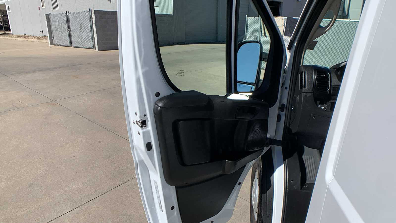 Used 2023 RAM ProMaster 2500 image 11